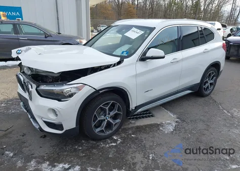 2017 BMW X1 xDrive28I из США, поврежденный, VIN WBXHT3C32H5F74525